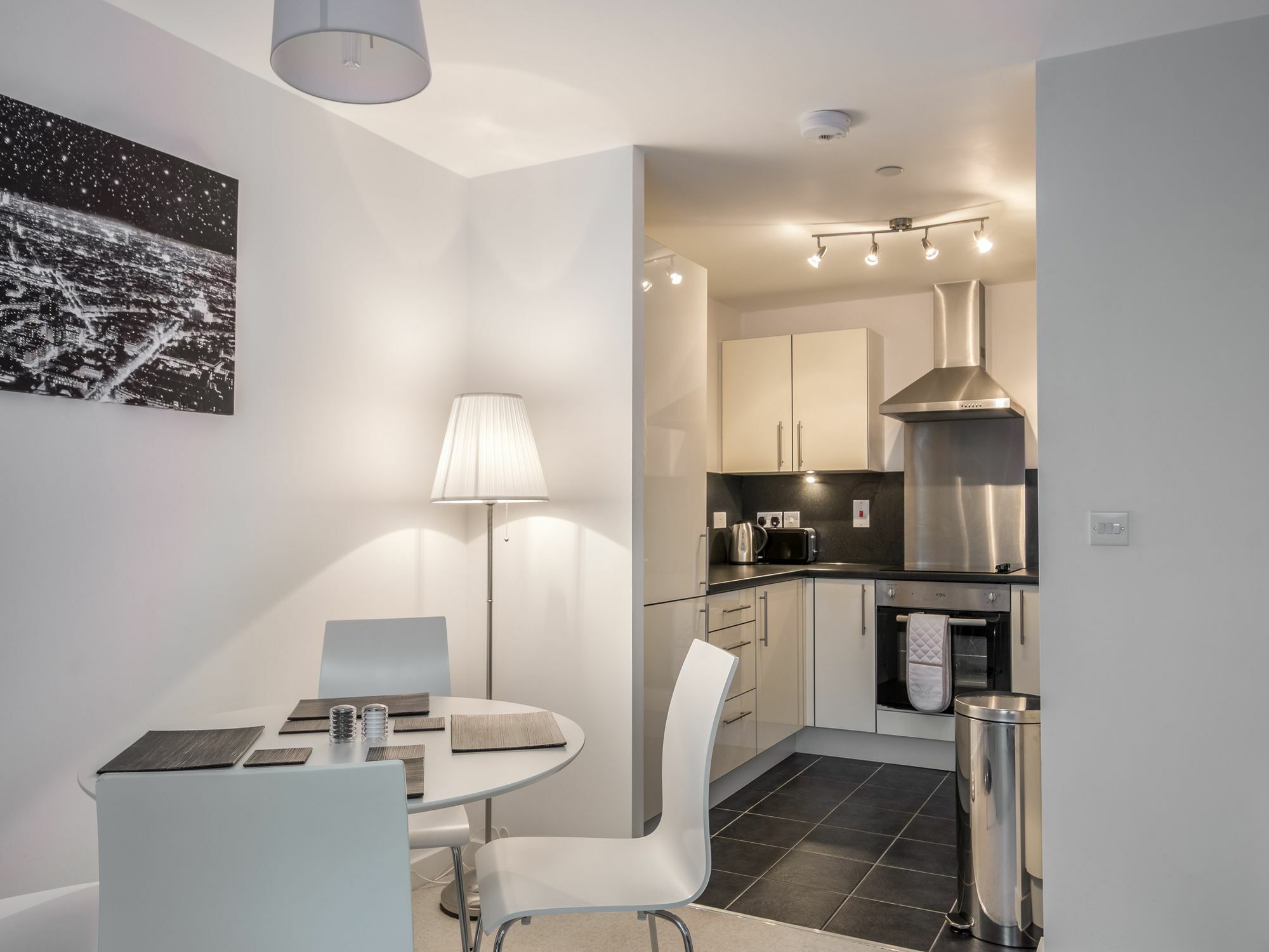 City View Apartment Bedford Zewnętrze zdjęcie